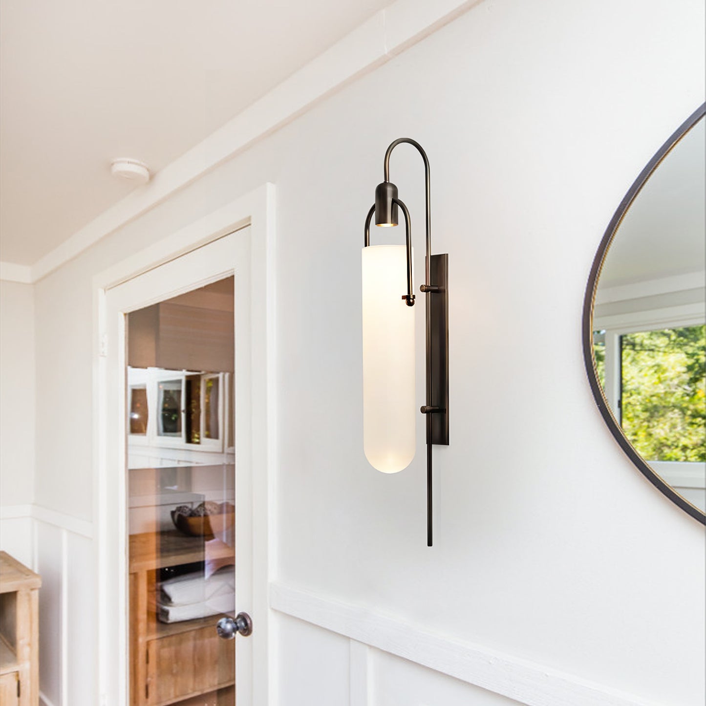 Curved Glass Wall Lamp