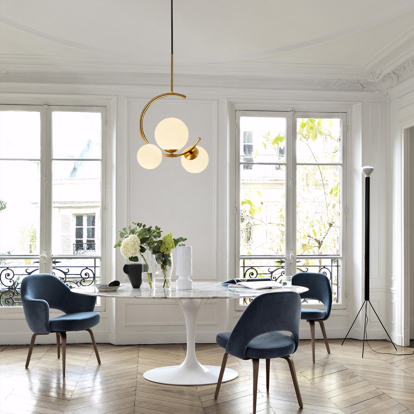 Meniscus Glass Pendant Lamp