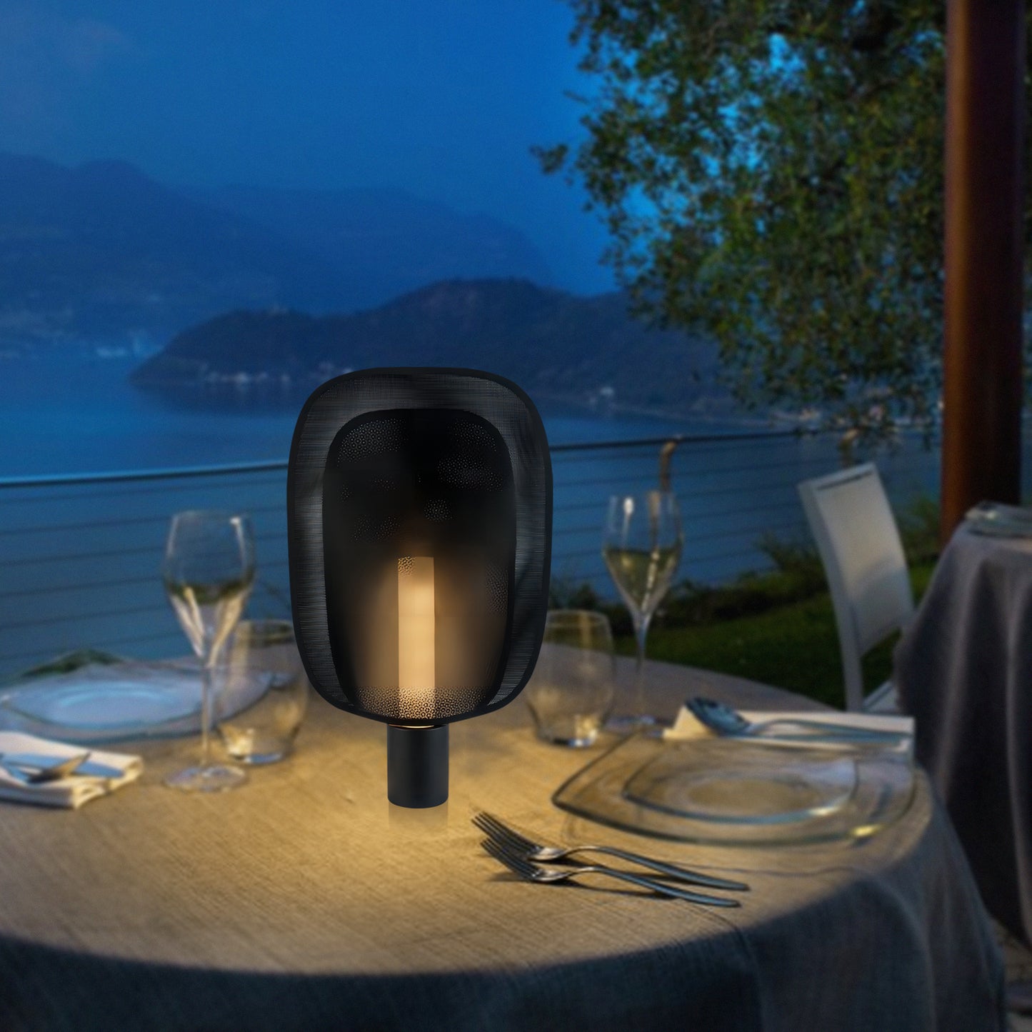 Vane Table Lamp