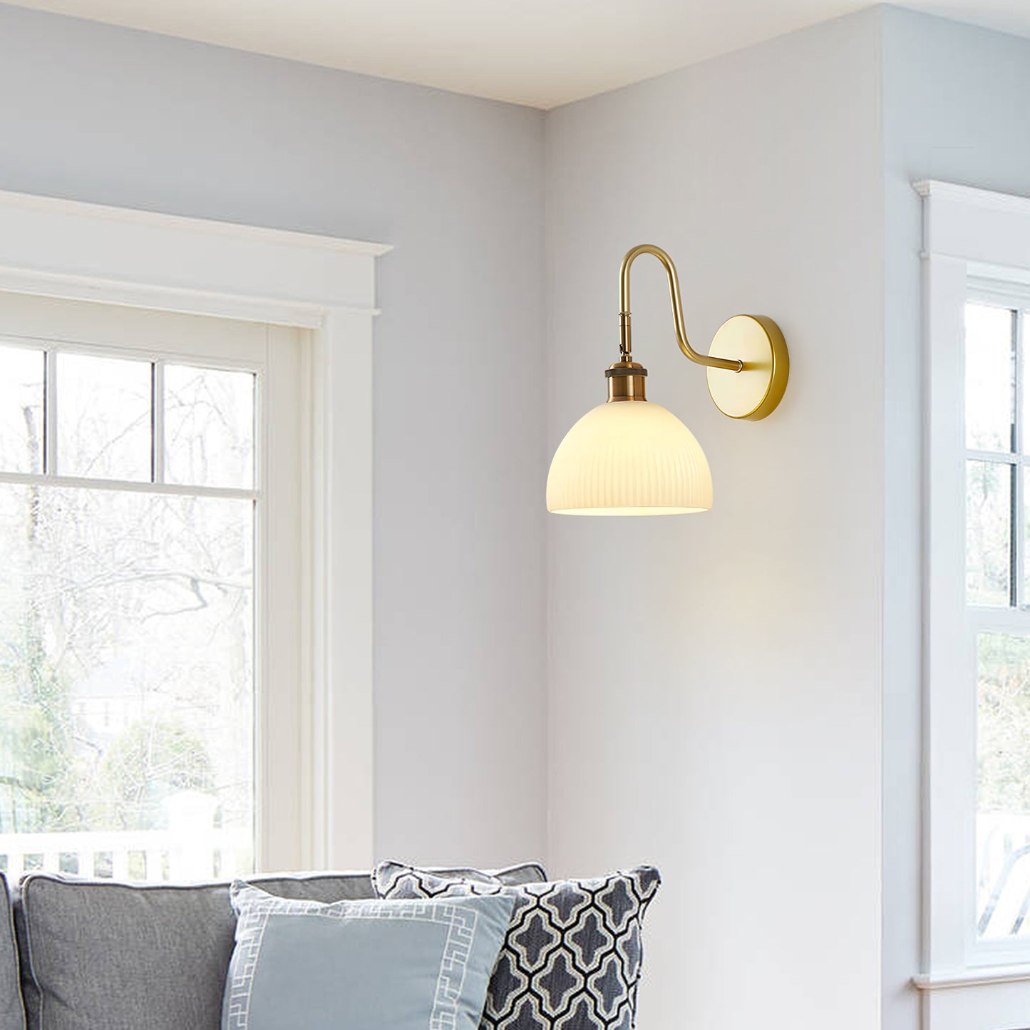 Auri Glass Sconce