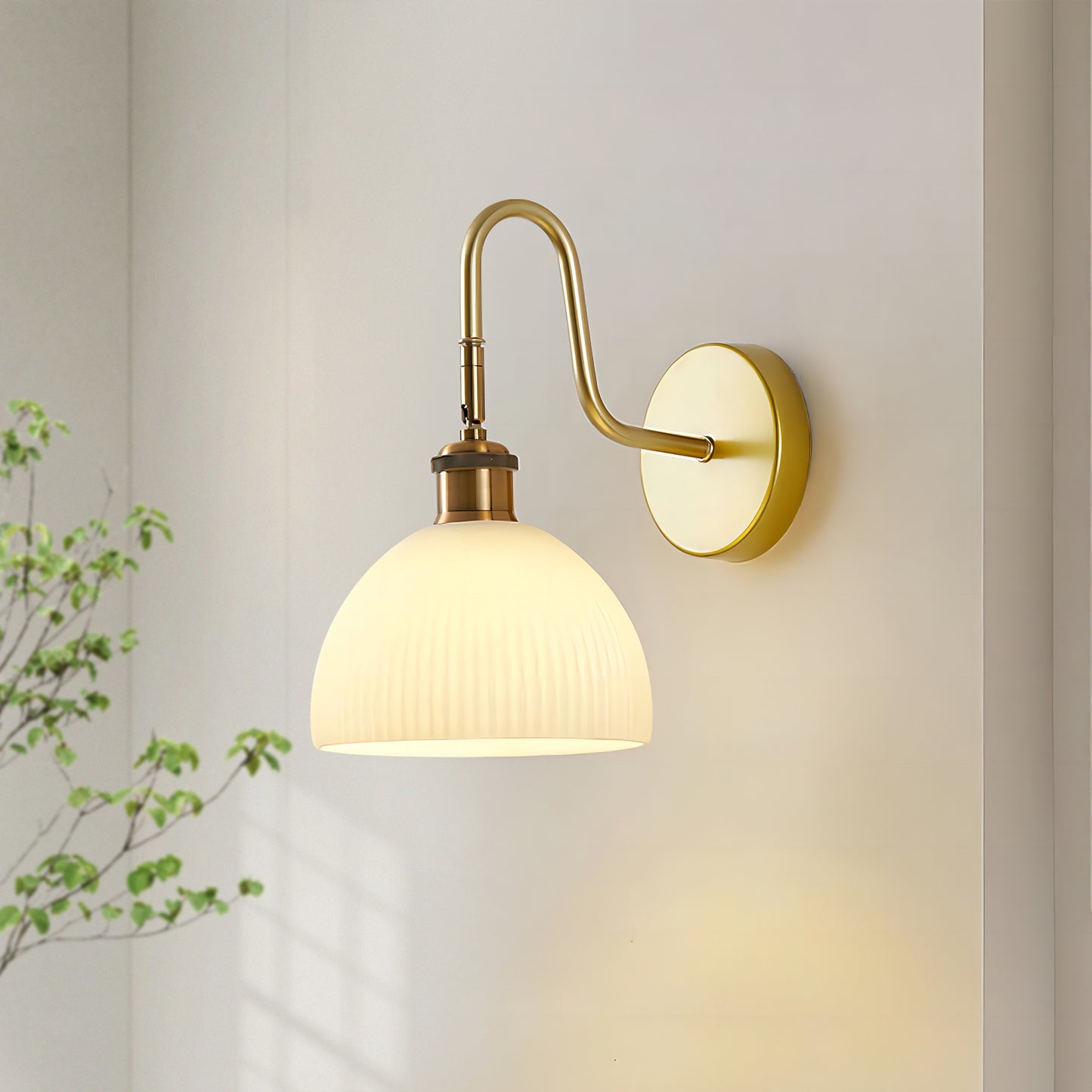 Auri Glass Sconce