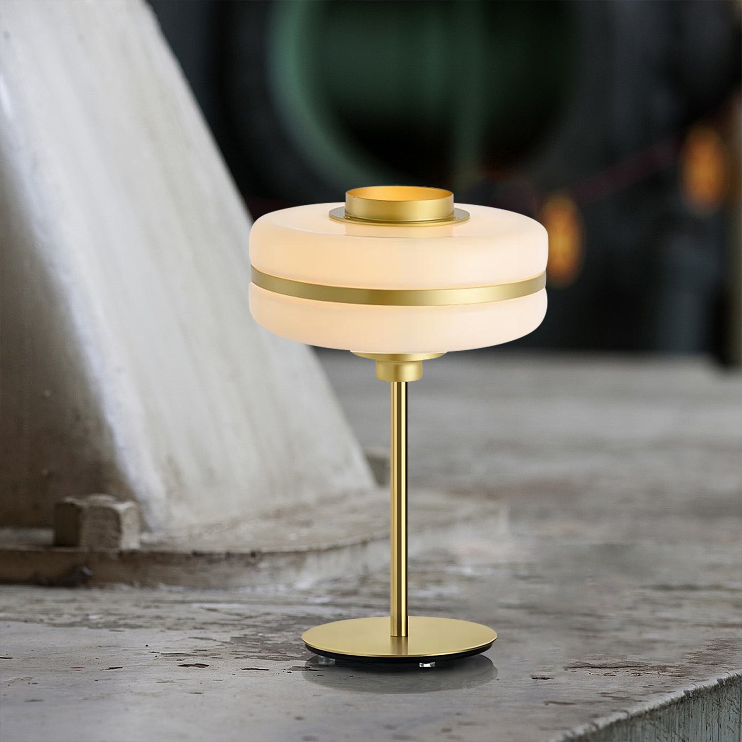 Lustra Table Lamp
