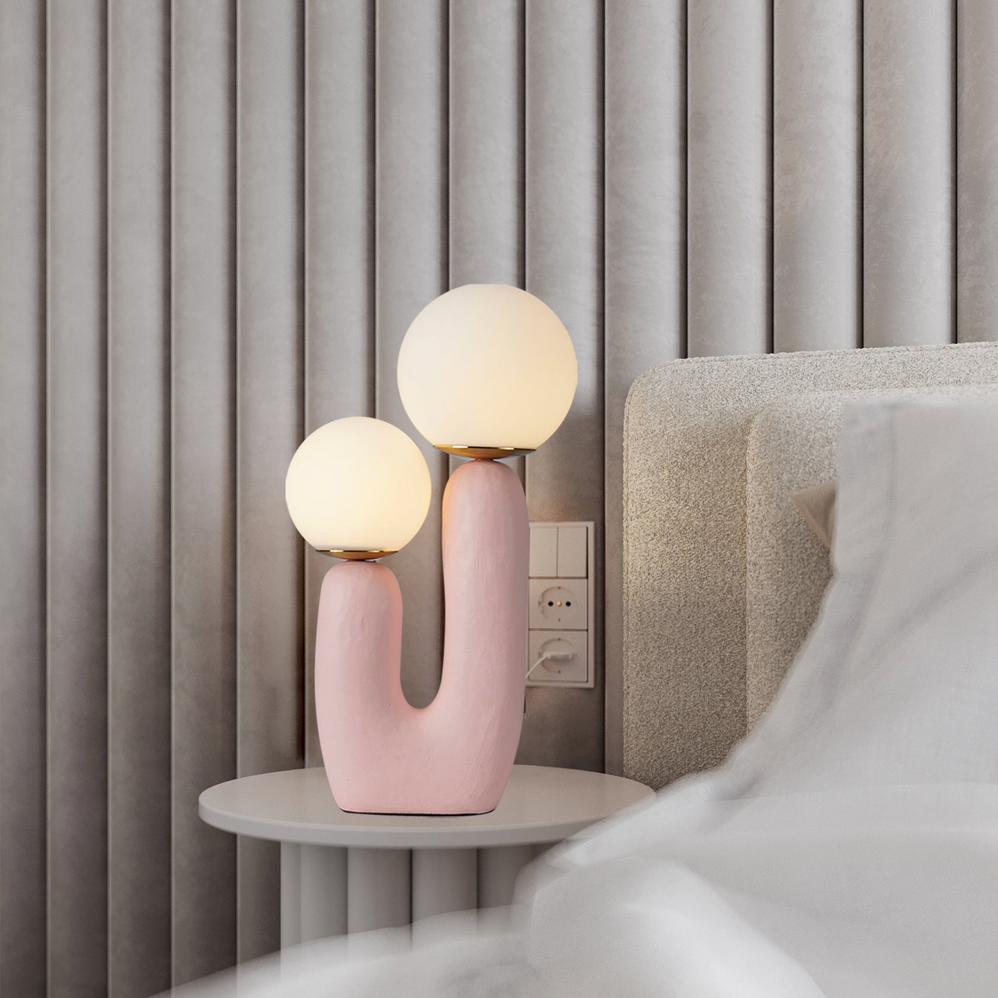 Oo Resin Table Lamp