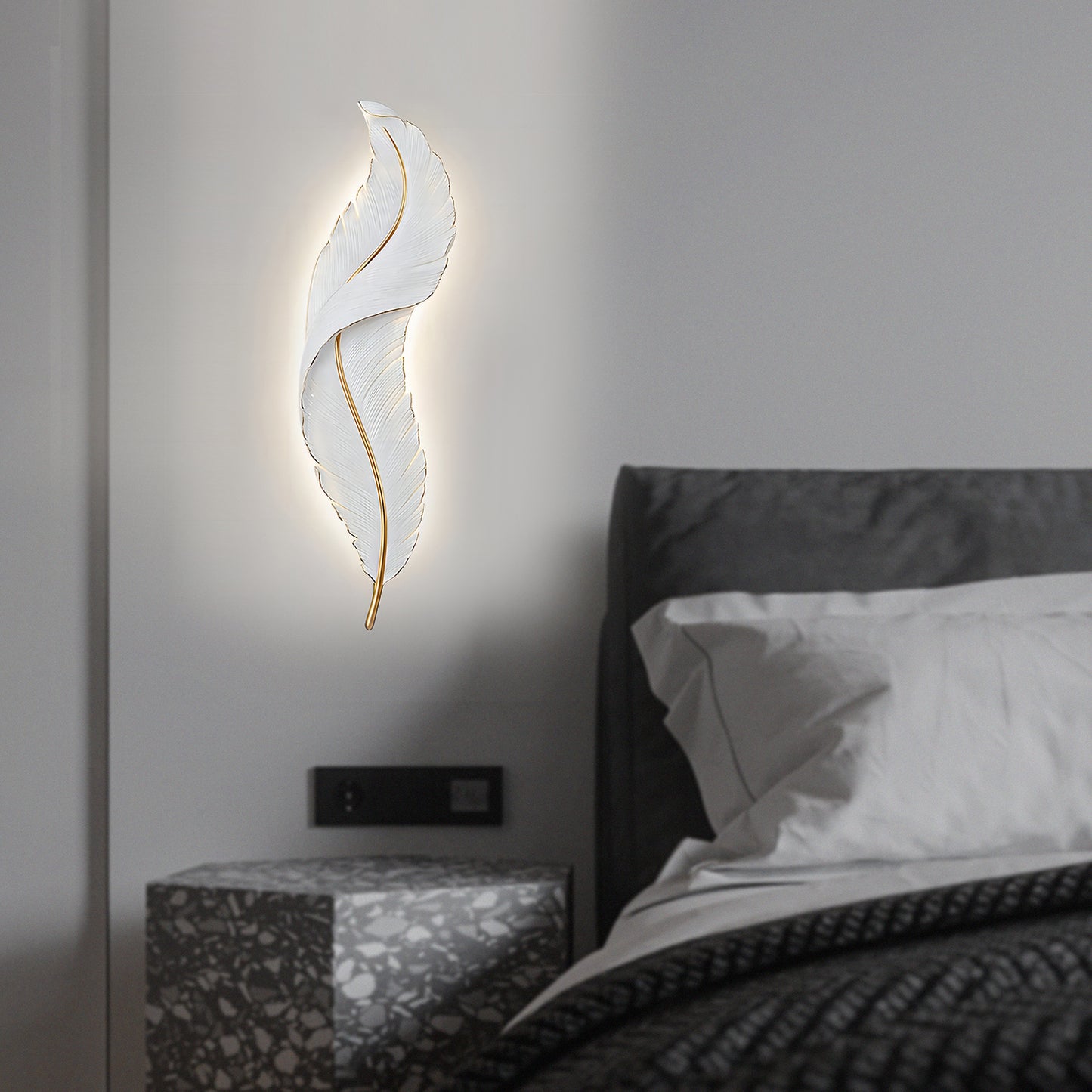 Plum Wall Lamp