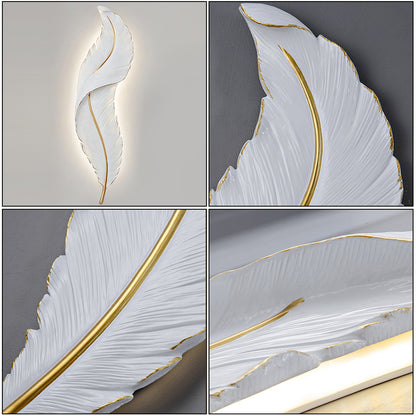 Plum Wall Lamp